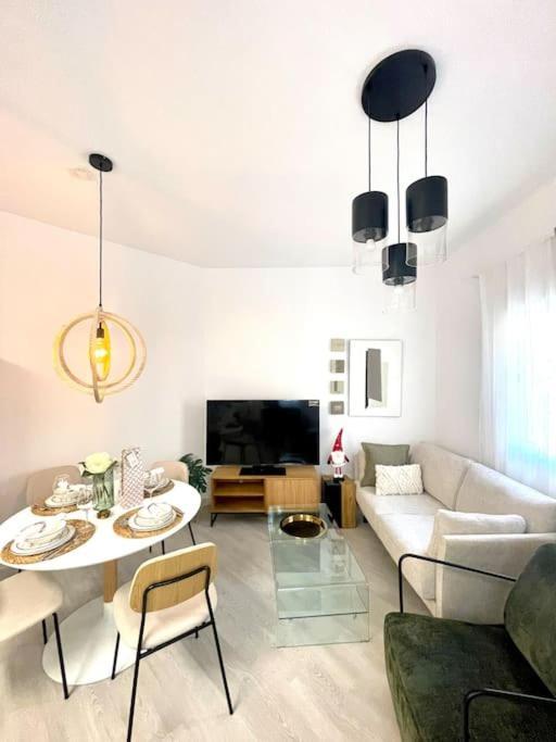 Historical Centre! Private Terrace & Gym-Near Public Parking Apartment มาลากา ภายนอก รูปภาพ
