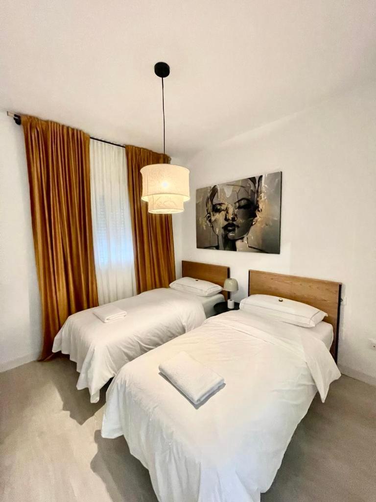 Historical Centre! Private Terrace & Gym-Near Public Parking Apartment มาลากา ภายนอก รูปภาพ